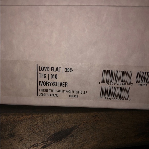 Beautiful Jimmy Choo Love Flat - Picture 6 of 16